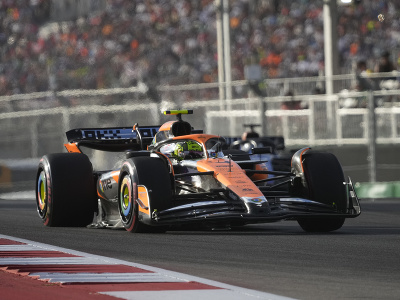 Lando Norris na McLarene získal pole position na VC USA