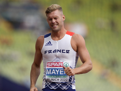 Francúzsky desaťbojár Kevin Mayer s bolestivým výrazom beží do cieľa rozbehu šprintu na 100 m trati v desaťboji na atletických ME v Mníchove