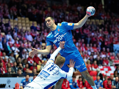 Chorvát Mateo Maras (vpravo)
