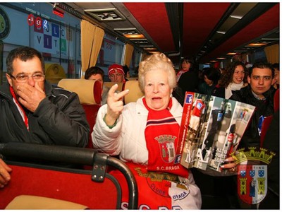 Babička „Melinha Gverreira“ je zarytou fanúšičkou Sportingu Braga