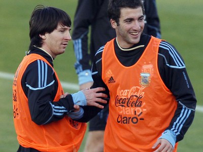 Messi a Higuáin na