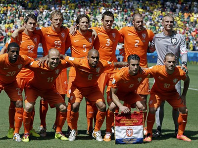 Holandsko sa v boji o štvrťfinále stretlo s Mexikom