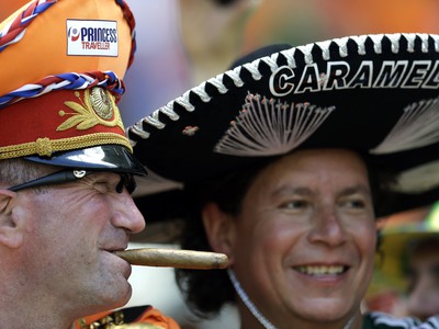 Holandsko sa v boji o štvrťfinále stretlo s Mexikom