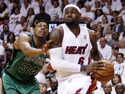 LeBron a Paul Pierce