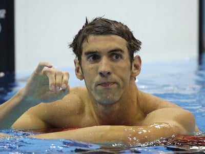 Sklamaný Michael Phelps
