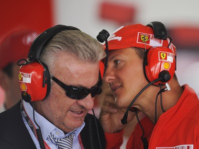 Michael Schumacher a manažér Willi Weber
