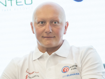 Na snímke slovenský reprezentant v rýchlostnom lyžovaní Michal Bekeš počas tlačovej konferencie Zväzu slovenského lyžovania (ZSL) 10. októbra 2022 v Bratislave.