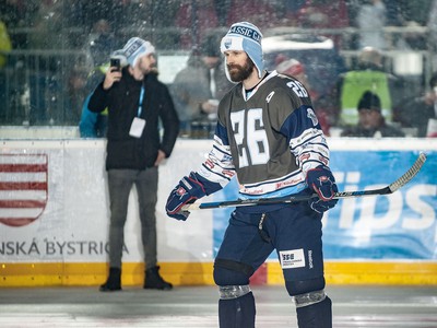Michal Handzuš počas súboja legiend na hokejovom podujatí Kaufland Winter Classic Games 2019 v Banskej Bystrici