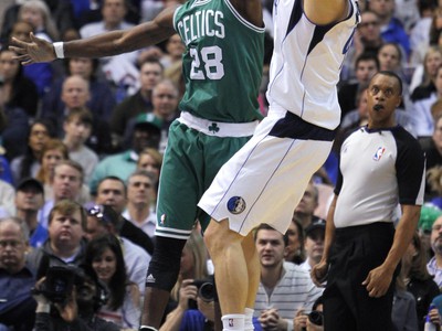 Mickael Pietrus a Dirk