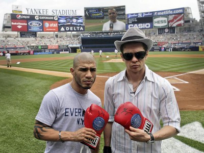 Miguel Cotto a Yuri Foreman