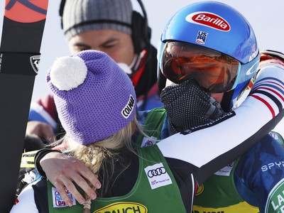 Mikaela Shiffrinová sa raduje z triumfu v obrovskom slalome
