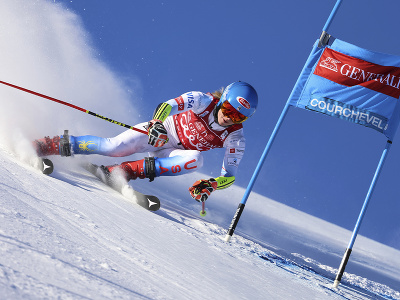 Americká lyžiarka Mikaela Shiffrinová počas 1. kola obrovského slalomu Svetového pohára vo francúzskom stredisku Courchevel