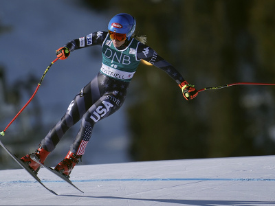 Na snímke americká lyžiarka Mikaela Shiffrinová v zjazde žien Svetového pohára v alpskom lyžovaní v nórskom Kvitfjelli v sobotu 4. marca 2023. Shiffrinová si v predstihu zabezpečila veľký krištáľový glóbus za celkové prvenstvo vo Svetovom pohári 