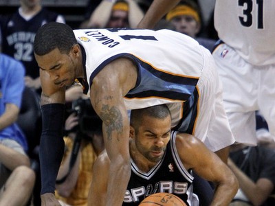 Mike Conley a Tony