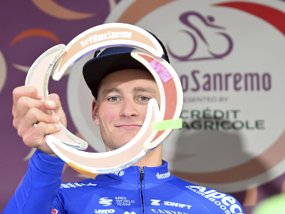 Holandský cyklista Mathieu van der Poel triumfoval na úvodnom monumente sezóny Miláno - San Remo. 