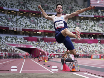 Grécky atlét Miltiades Tentoglu sa stal olympijským víťazom v skoku do diaľky
