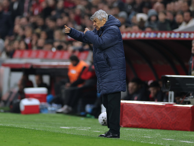  Mircea Lucescu 