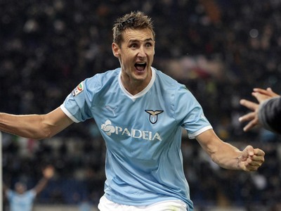 Miroslav Klose rozhodol rímske derby
