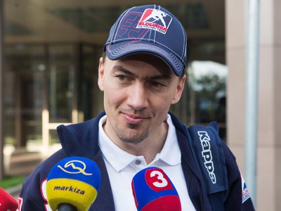 Slovenský hokejový reprezentant Miroslav Šatan počas odchodu slovenskej hokejovej reprezentácie na MS v ľadovom hokeji v Minsku