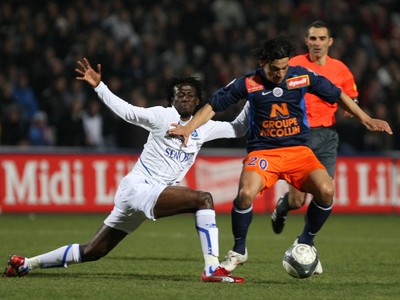 Delvin Ndinga a Tino