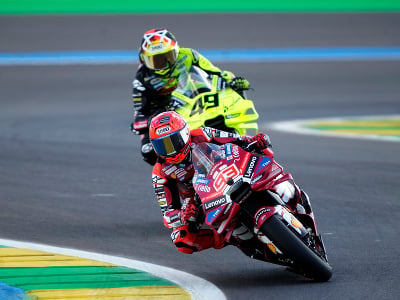 Marc Márquez (vpredu) počas