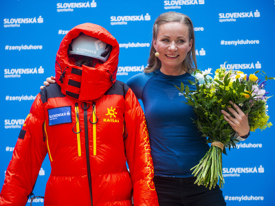 Horolezkyňa Lucia Janičová, ktorá ako prvá Slovenka vystúpila na Mount Everest