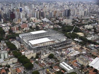 Výstavba štadiónu v meste