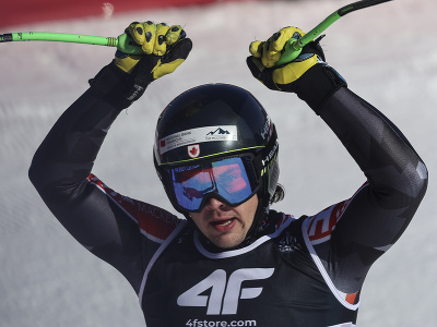 Kanadský lyžiar James Crawford sa stal novým majstrom sveta v super-G