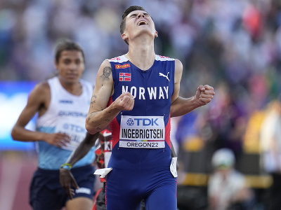 Nórsky atlét Jakob Ingebrigtsen sa stal majstrom sveta v behu na 5000 m