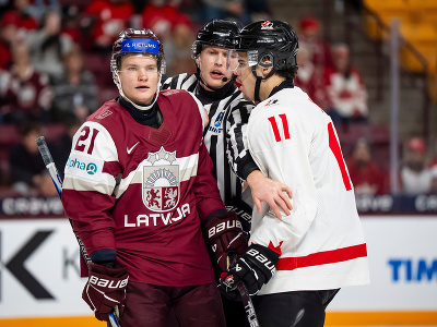 Tij Iginla (11) a