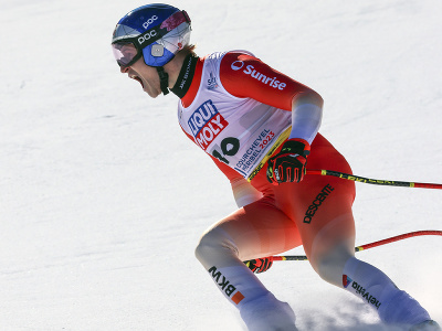 Marco Odermatt v cieli zjazdu mužov na MS v lyžovaní
