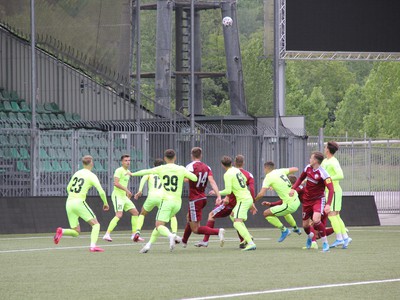 Hráči futbalových klubov MŠK Žilina a FK Železiarne Podbrezová počas tréningového zápasu 