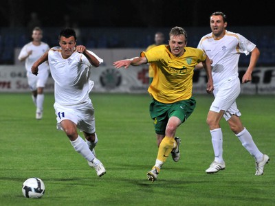 Dubničan Peter Šulek (vľavo)