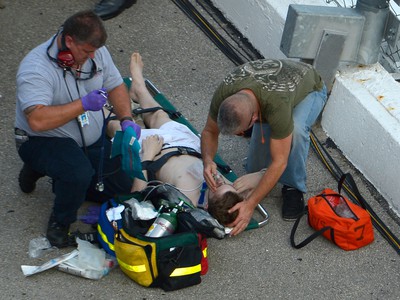 Dvadsaťosem zranených si vyžiadala nehoda tesne pred skončením pretekov NASCAR