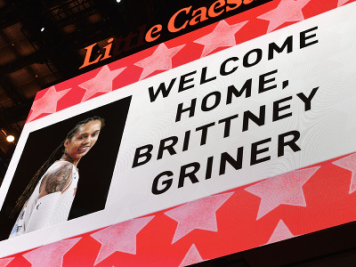 Brittney Grinerovú privítali aj v zápase NBA medzi Detroitom a Los Angeles Lakers