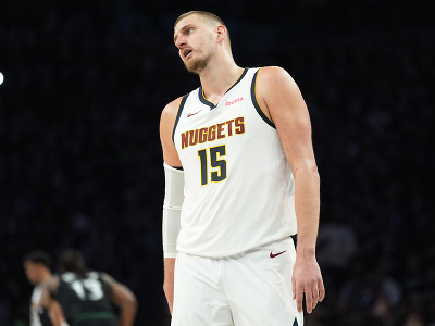Srbský basketbalista Nikola Jokič