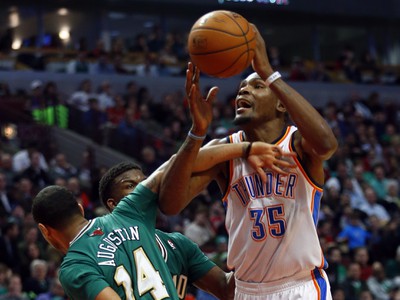 Kevin Durant (35) a