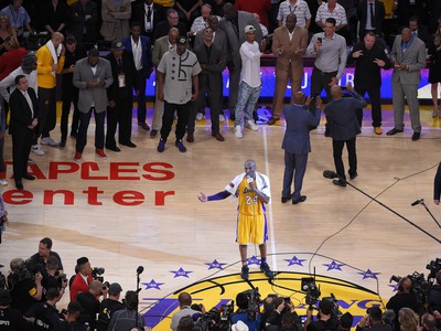 Legendárny Kobe Bryant sa po 20 sezónach rozhodol ukončiť kariéru v NBA