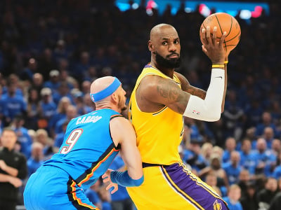 LeBron James a Alex