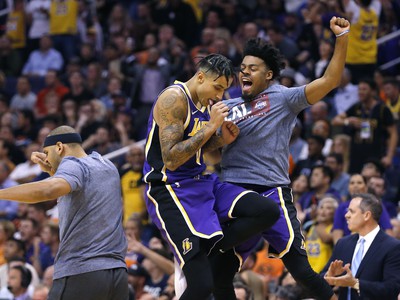 Oslava v podaní Lakers na čele s Kyleom Kuzmom