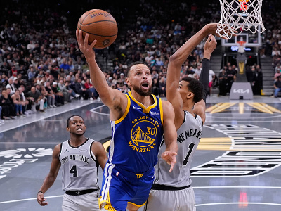 Stephen Curry sa snaží