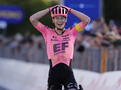 Neilson Powless