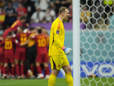 Nemecký brankár Manuel Neur reaguje po inkasovaní úvodného gólu
