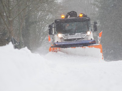 Bielefeld bojuje s návalom snehu