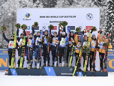 Francúzske biatlonistky zvíťazili v stredajšej štafete 5. kola Svetového pohára v Ruhpoldingu, za nimi skončili Švédky a na treťom mieste sa umiestnili Nemky