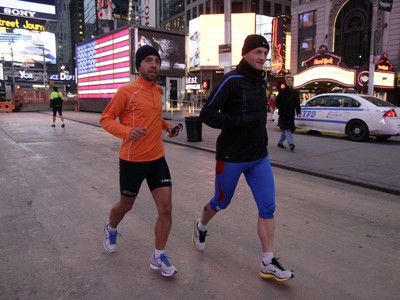Maratón v New Yorku zružili kvôli počasiu