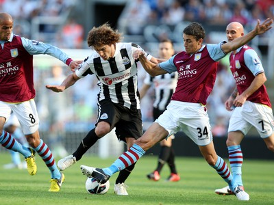 Karim El Ahmadi, Fabricio Coloccini a Matthew Lowton