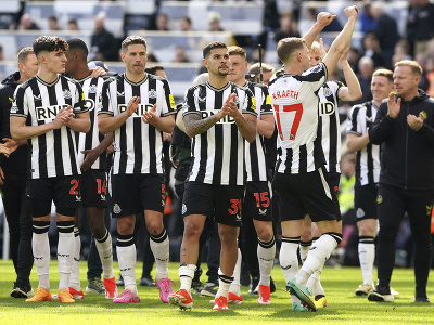 Hráči domáceho Newcastle United oslavujú gól