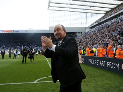 Rafael Benitez vo farbách Newcastle United