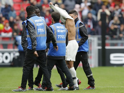Neymar potešil malého fanúšika dresom